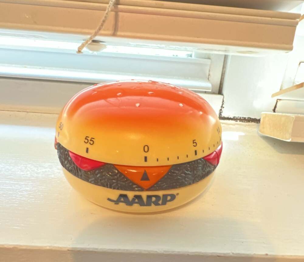 AARP Promotional Hamburger Mechanical Kitchen Timer
